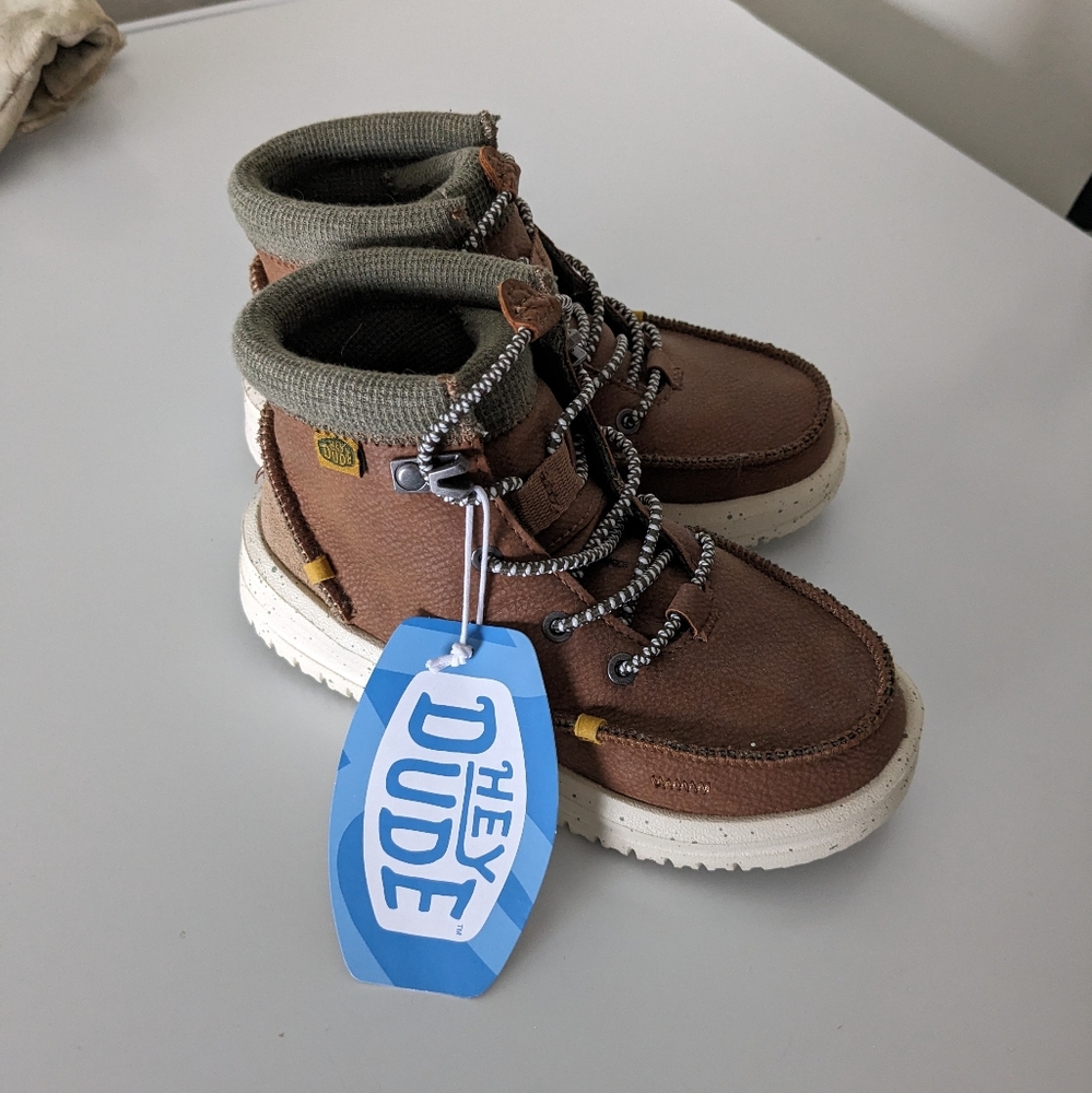 Hey dude Bradley boot leather
